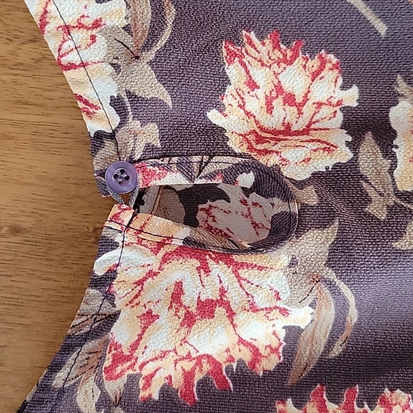 Amaryllis Tank Top - Picture 3 of 5